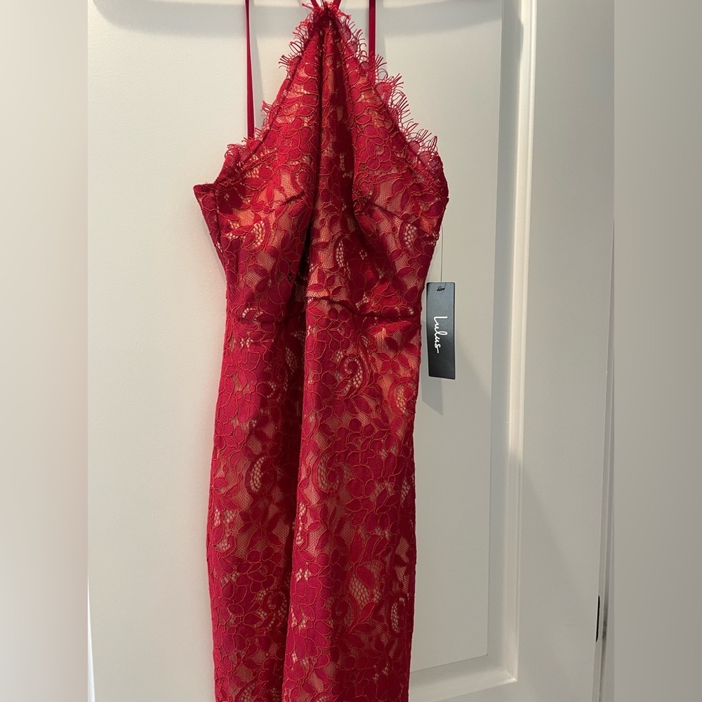 NWT - Lulus Stunning Moment Wine Red
Lace Halter Bodycon Mini Dress